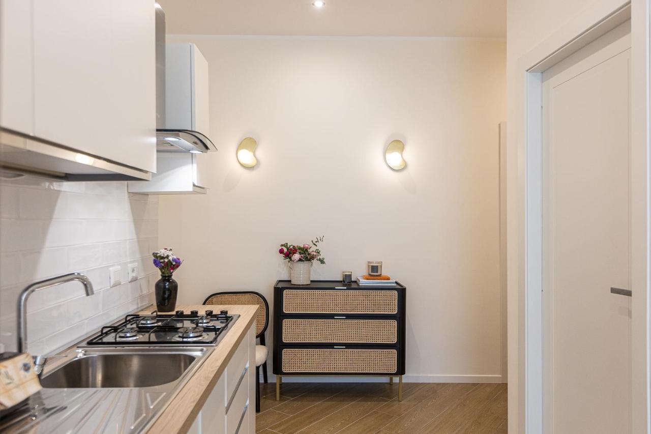 Colosseum Boutique Apartment Rome Exterior photo