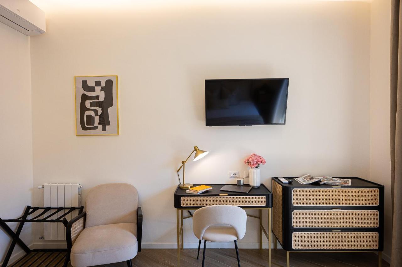 Colosseum Boutique Apartment Rome Exterior photo